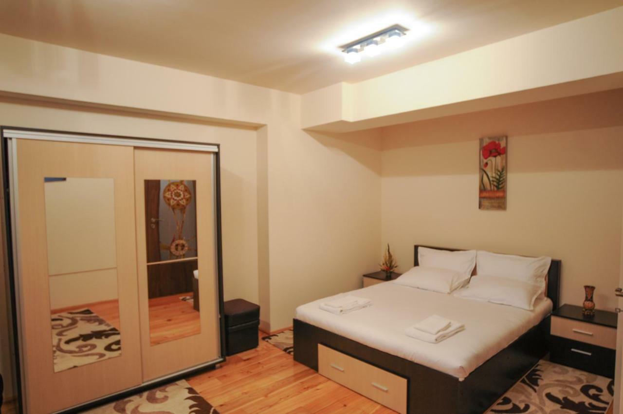 Apartamento Casa Di Luca Braşov Exterior foto