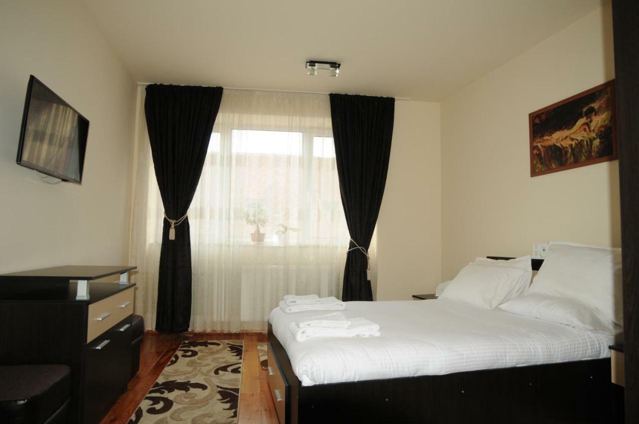Apartamento Casa Di Luca Braşov Exterior foto