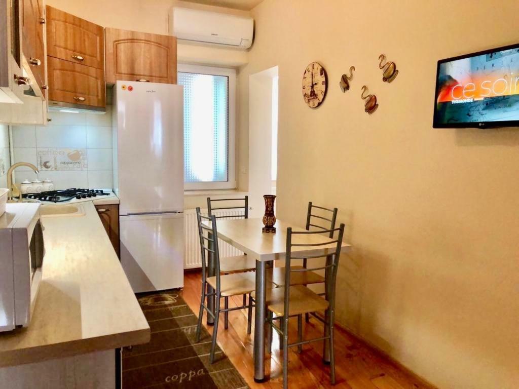 Apartamento Casa Di Luca Braşov Exterior foto